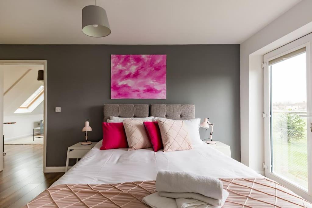 Tm - Rana Court 1 Bedroom Apartment With Balcony Oxford Exterior photo