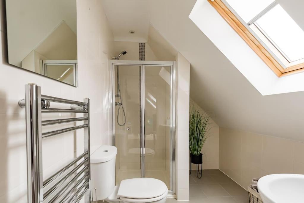 Tm - Rana Court 1 Bedroom Apartment With Balcony Oxford Exterior photo